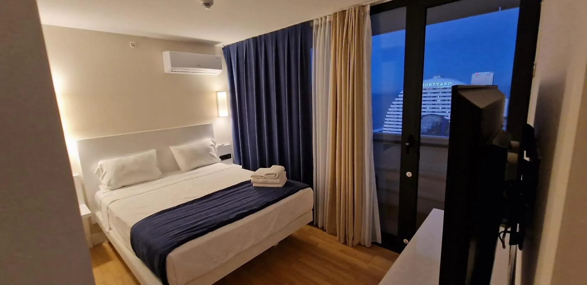 Batumi Bay * Orbi City * Georgia